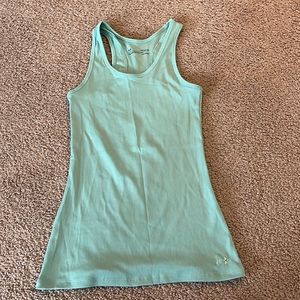 Under Armour tank